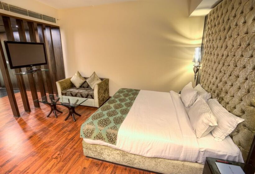 غرفة تنفيذية, Mercure Chandigarh Tribune Chowk