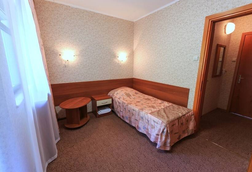 اتاق استاندارد یک نفره, Magadan Health Resort