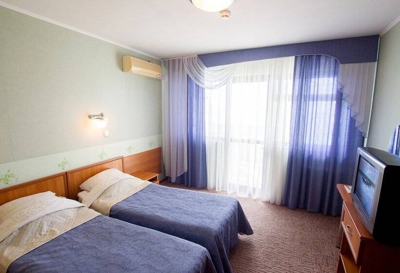 اتاق استاندارد با چشم‌انداز دریا, Magadan Health Resort