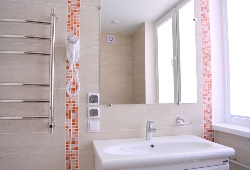 اتاق راحتی با چشم‌انداز دریا, Magadan Health Resort