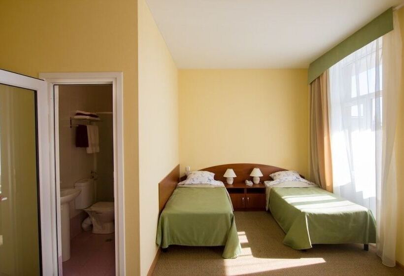 اتاق راحتی با چشم‌انداز دریا, Magadan Health Resort