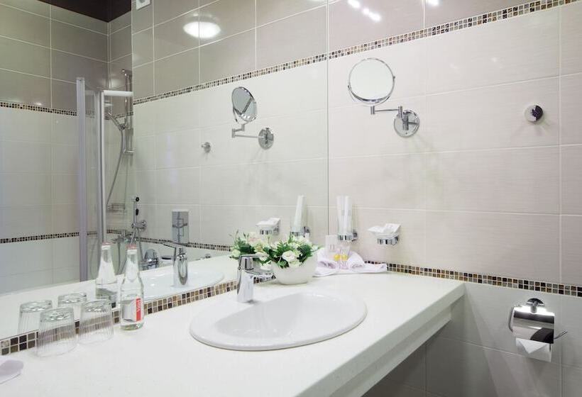 스탠다드 룸, Palais Royal