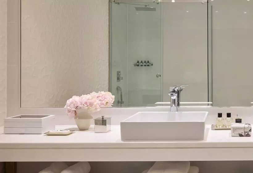 سوییت خانوادگی, Pomegranate Wellness Spa