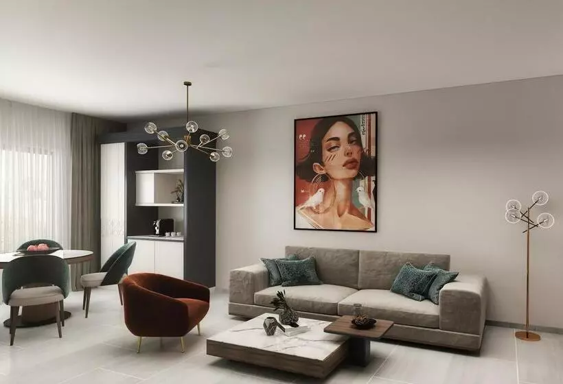 سوییت خانوادگی, Pomegranate Wellness Spa