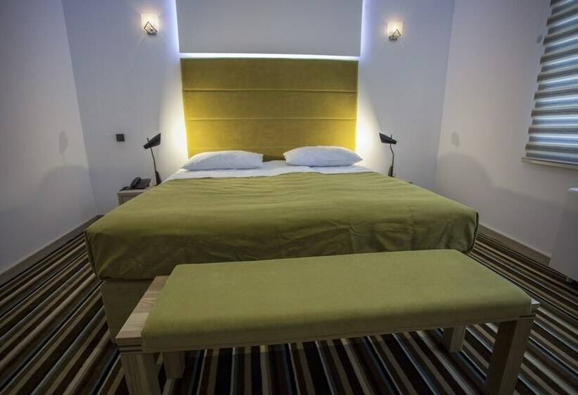 سوییت, Villa Melody