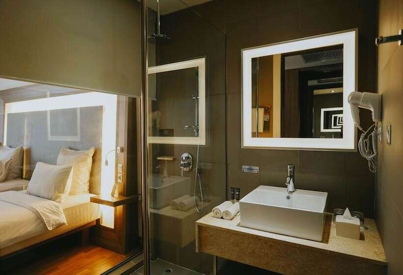 Номер Executive, Novotel Banjarmasin Airport