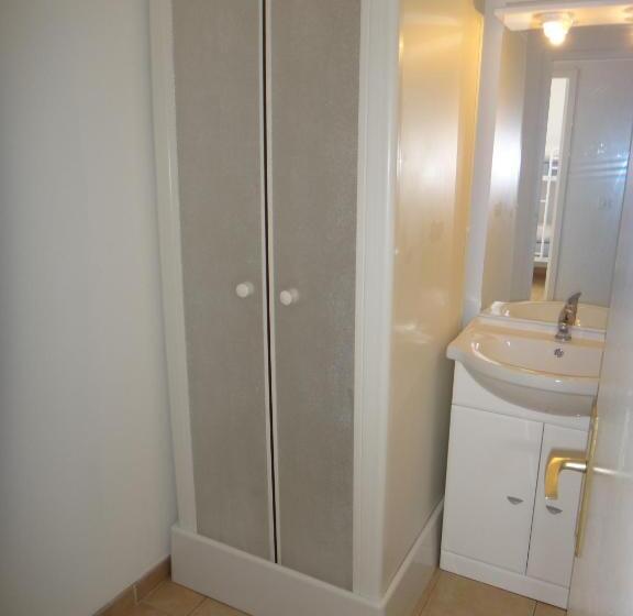 带2个卧室的公寓, Residence Agathea