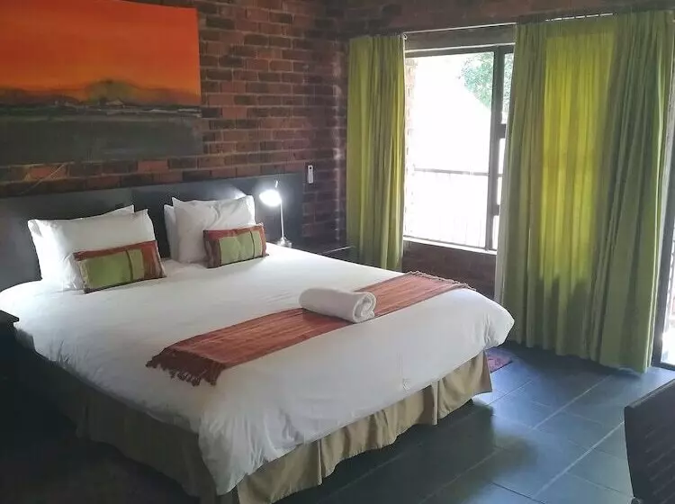 اتاق خانوادگی, 24 Onvrey Guest House