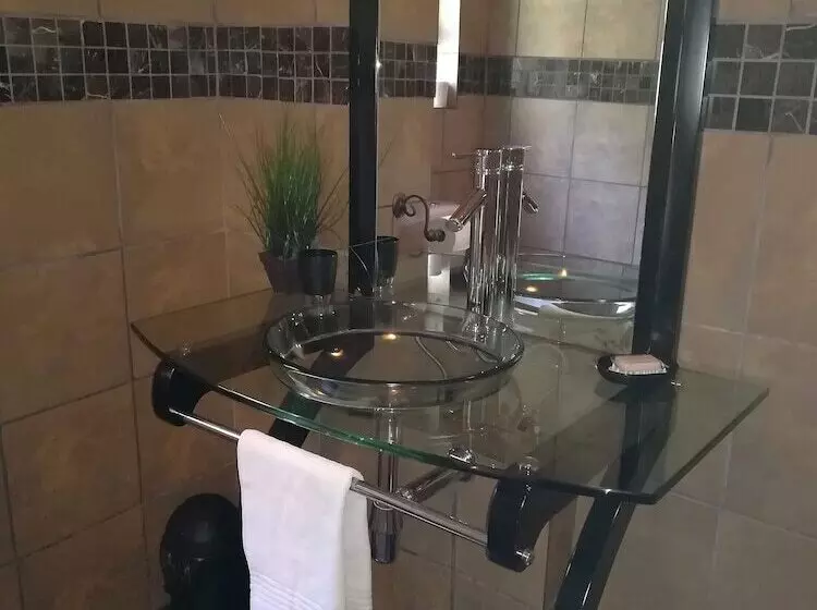 اتاق استاندارد, 24 Onvrey Guest House