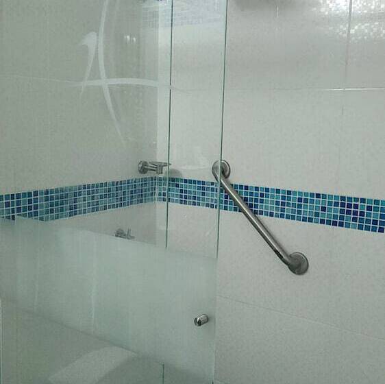 Номер Стандарт Трехместный, Atlantis Plaza Hotel Cúcuta