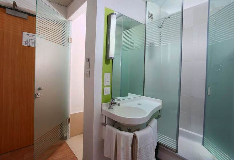 Номер Стандарт, Caspia Pro Greater Noida