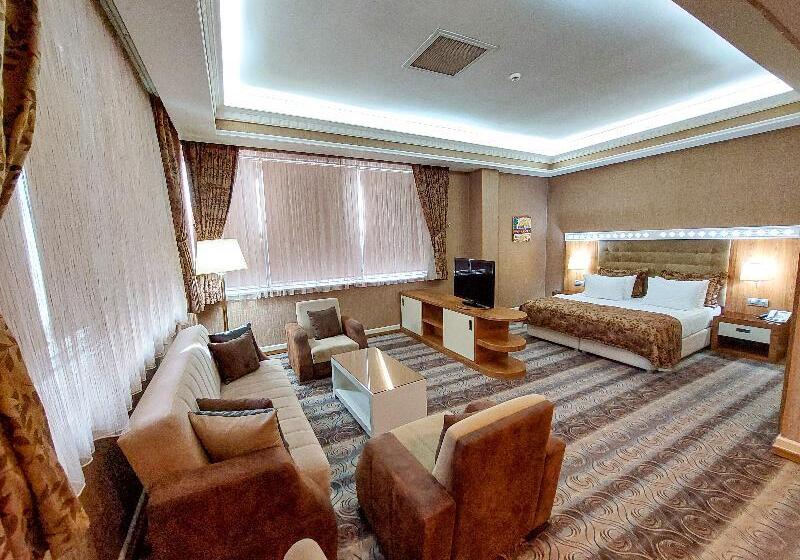 سوییت جونیور, Graaf