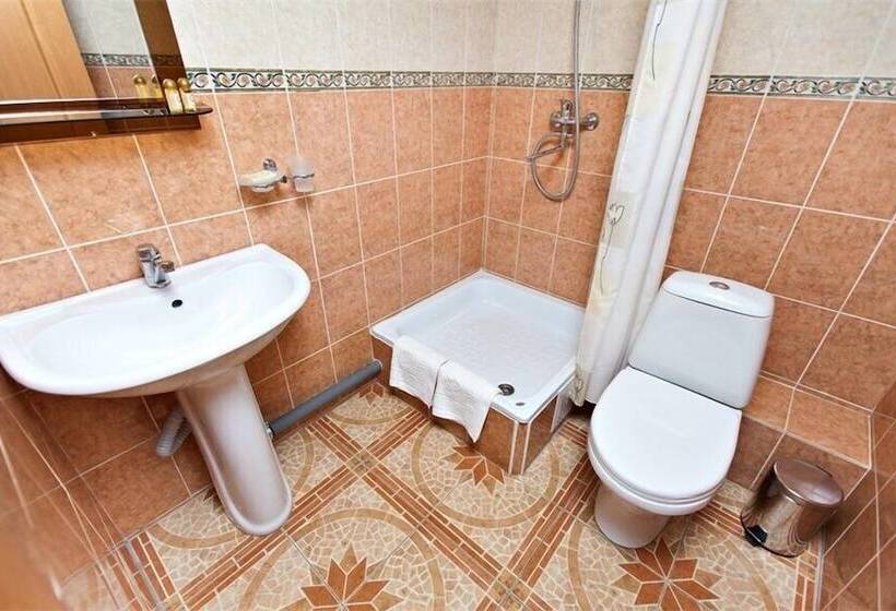 标准间, Gvardeyskaya