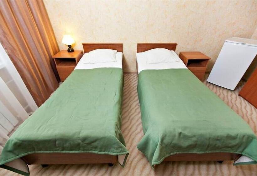 标准间, Gvardeyskaya