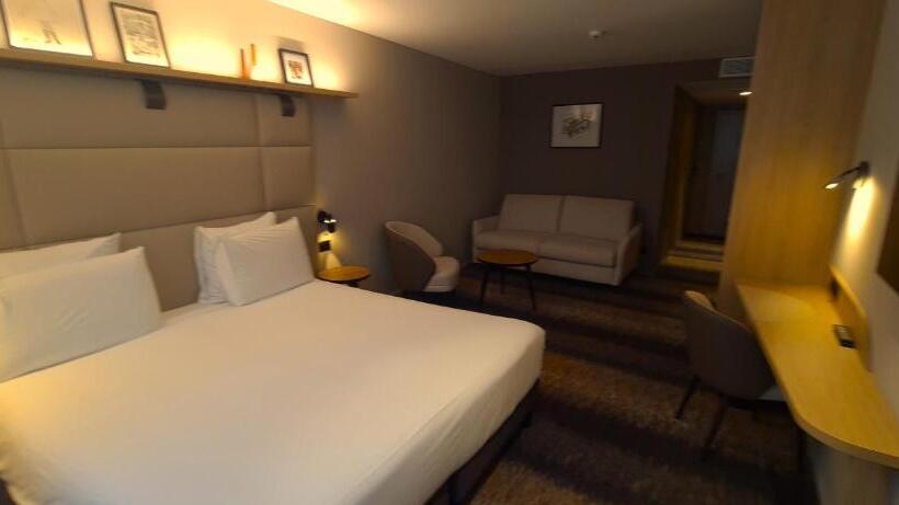 سوییت جونیور, Mercure Fribourg Centre Remparts