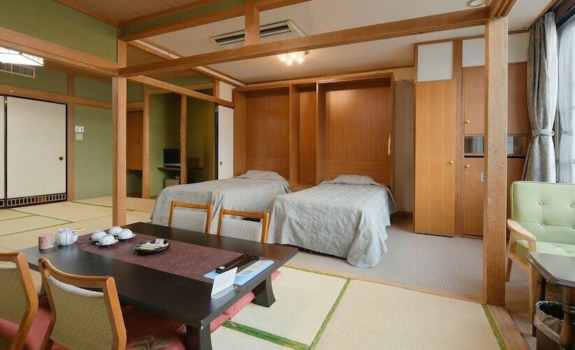 اتاق استاندارد با چشمانداز دریاچه, Koryu