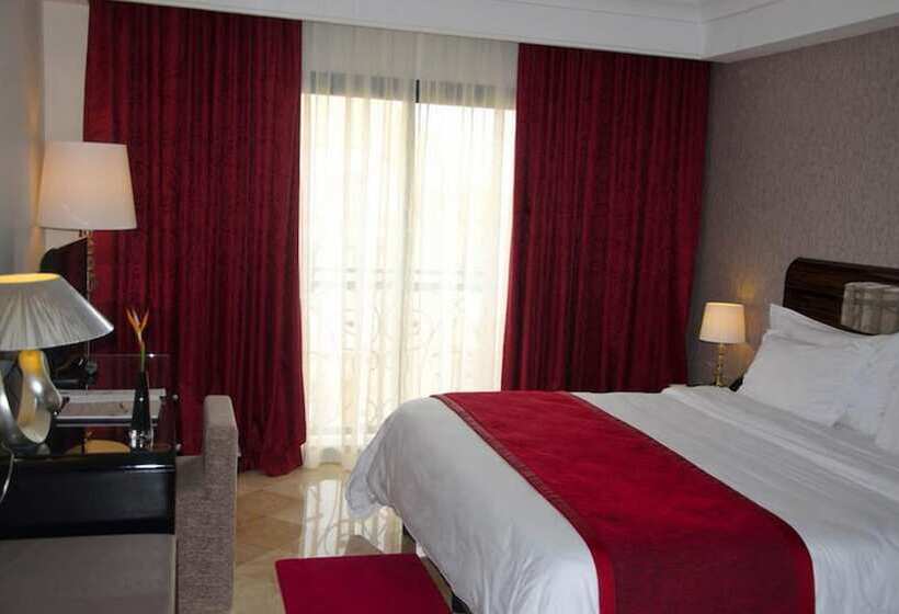 اتاق لوکس, Occidental Lac Tunis