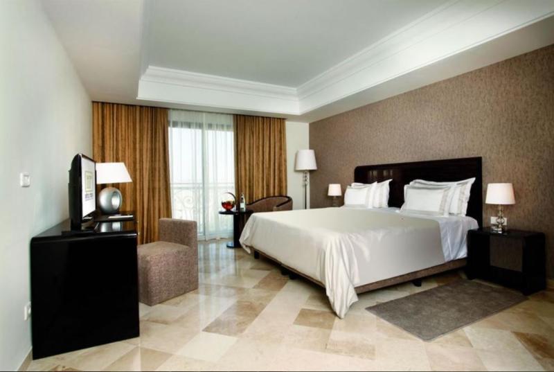 اتاق لوکس, Occidental Lac Tunis