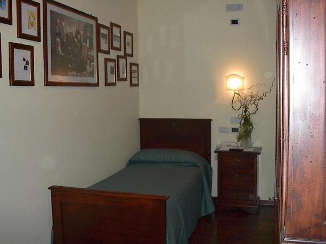 اتاق استاندارد یک نفره, Principato Di Ariis