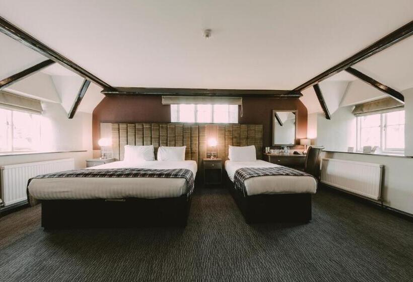 Pokój Superior, Cwrt Bleddyn Hotel & Spa