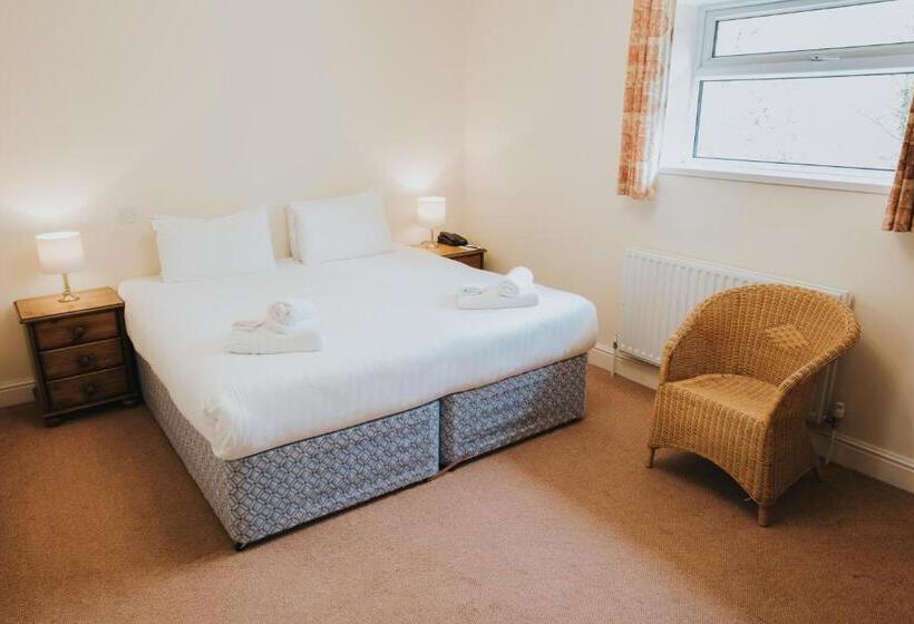 Pokój Ekonomiczny, Cwrt Bleddyn Hotel & Spa