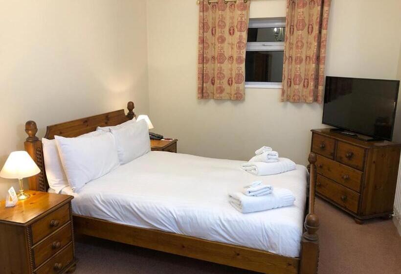 Pokój Ekonomiczny, Cwrt Bleddyn Hotel & Spa