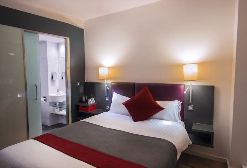 Номер Стандарт, Sleeperz Hotel Newcastle