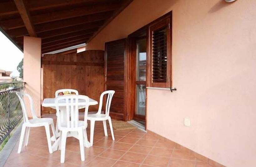 غرفة عائلية, Th Pizzo Calabro   Porto Ada Village