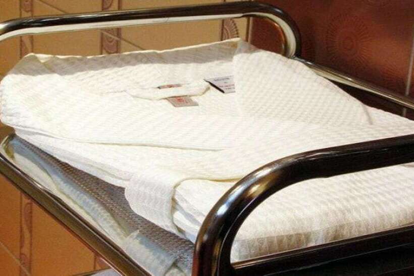 Полулюкс, Vladimirsky Dvorik