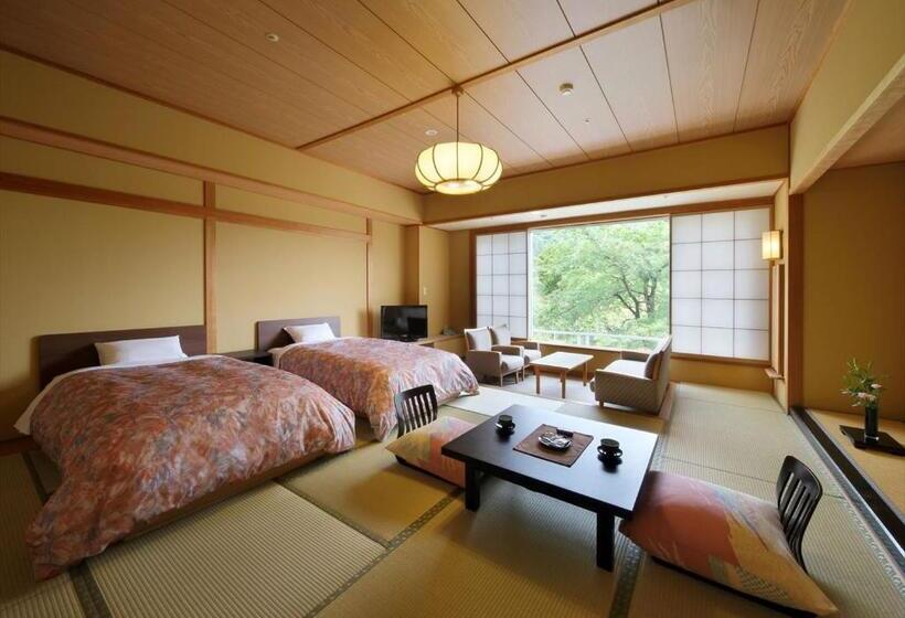 غرفة عائلية, Yoshikawaya