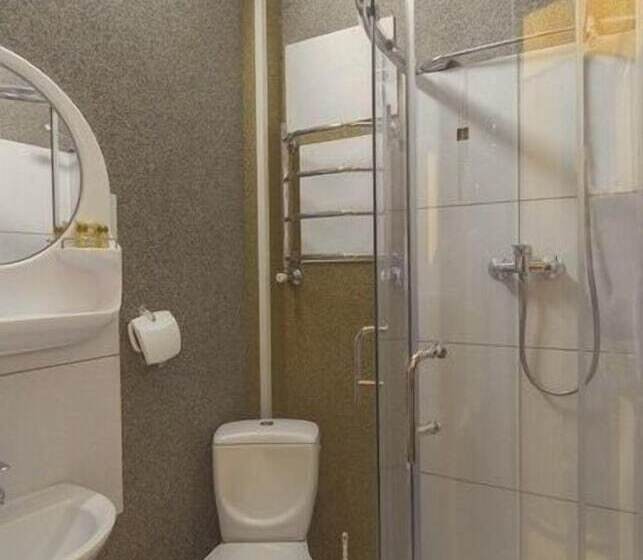 标准间, Zolotaya Bukhta