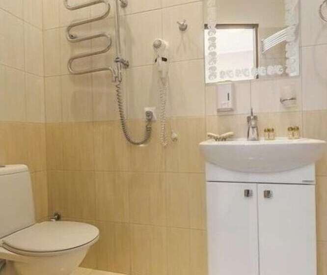 标准间, Zolotaya Bukhta