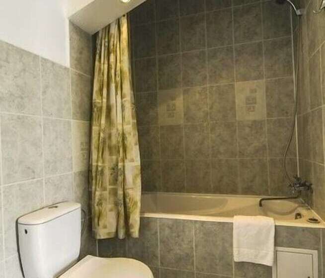 高级大房间, Zolotaya Bukhta