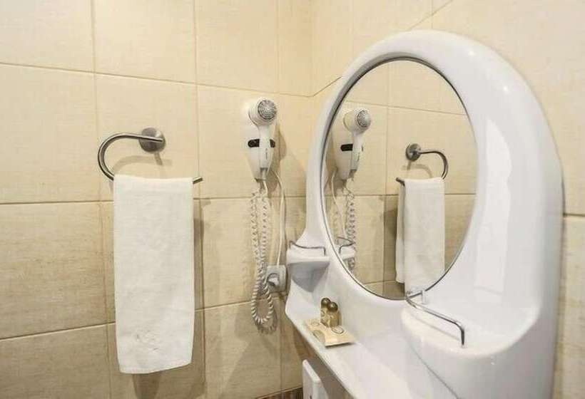 高级大房间, Zolotaya Bukhta