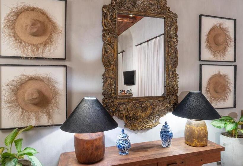 מיטת קינג בסוויטה, Casa Don Luis By Faranda Boutique