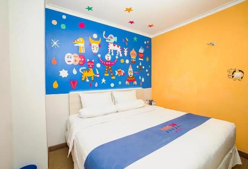 Standard Room, Front One Budget Bekasi