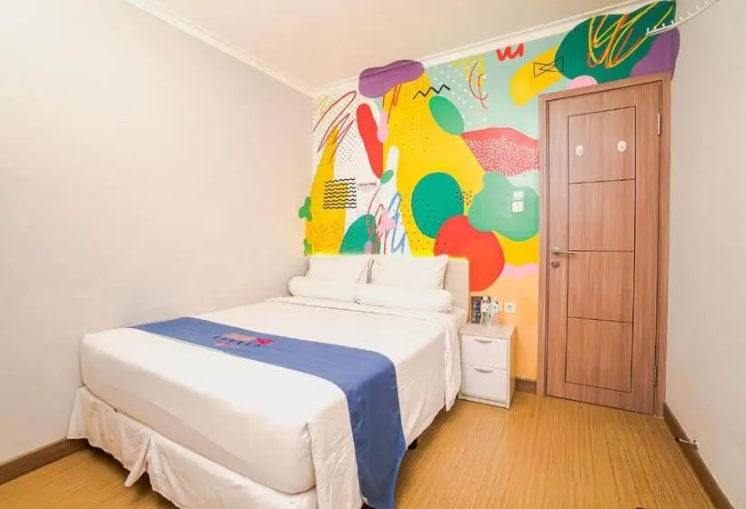 Deluxe Suite, Front One Budget Bekasi