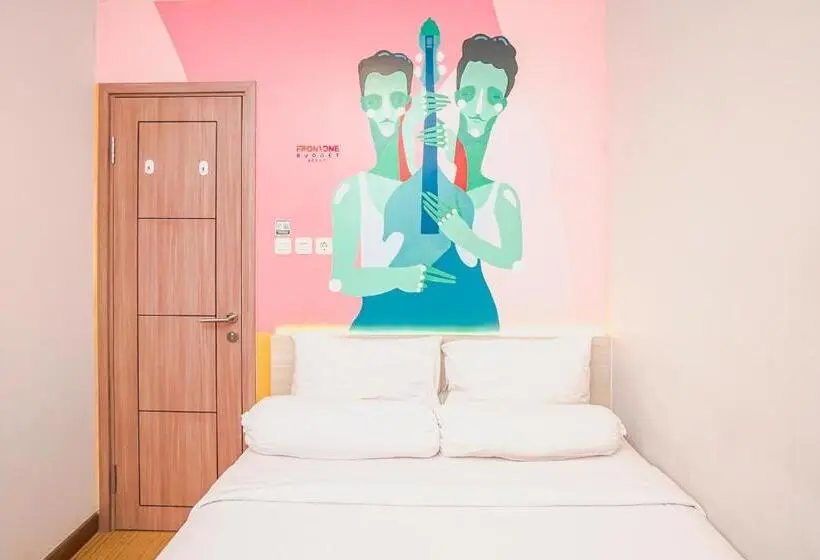 Deluxe Suite, Front One Budget Bekasi