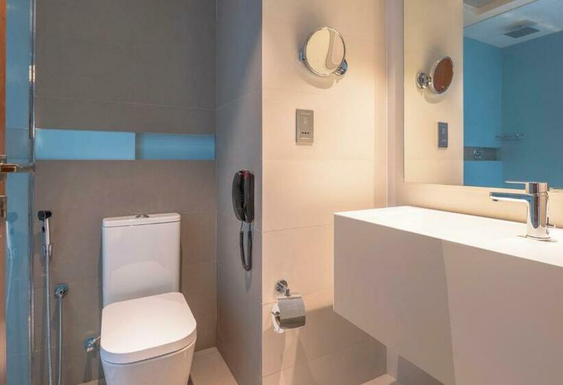 اتاق پرمیوم با چشمانداز دریا, Radisson Resort Ras Al Khaimah Marjan Island