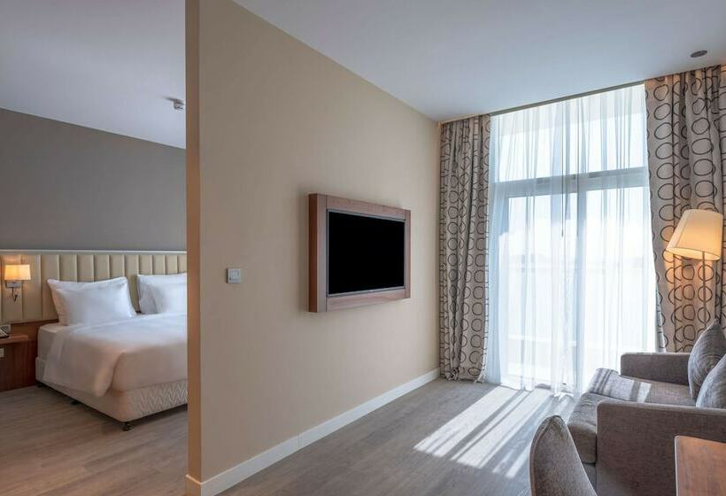 اتاق پرمیوم با چشمانداز دریا, Radisson Resort Ras Al Khaimah Marjan Island