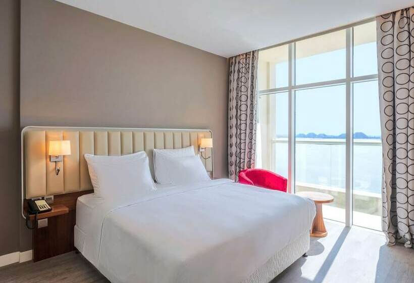 바다 전망 스위트, Radisson Resort Ras Al Khaimah Marjan Island
