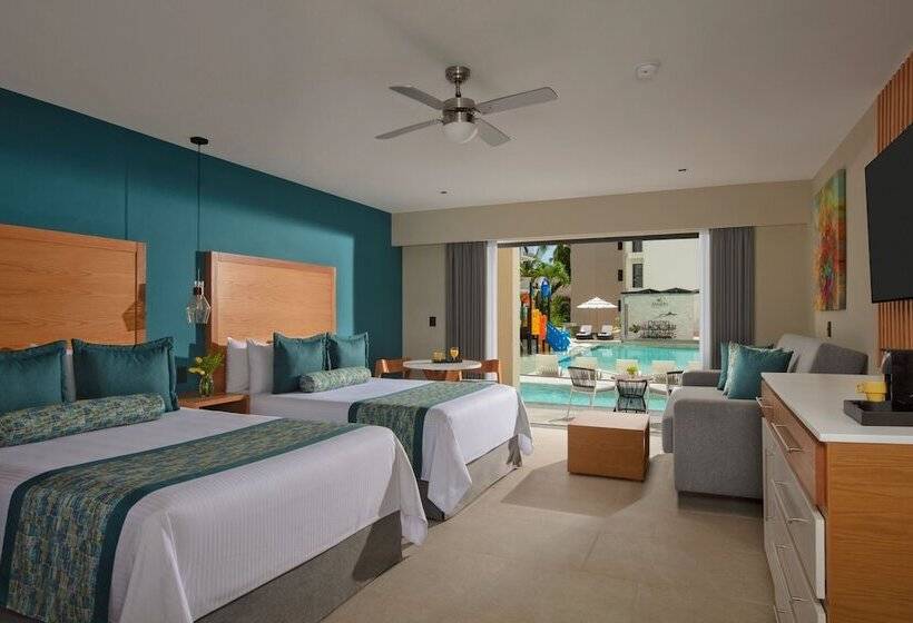 Apartament Junior Suite Club z widokiem na basen, Dreams Cozumel Cape Resort & Spa