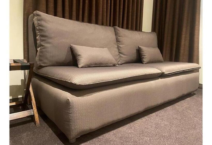 اتاق سوپریور, Fly Inn Madagascar Hotel Navette Gratuite H24 à 300m De L Aéroport International Ivato Antananar