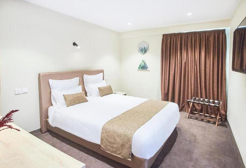 اتاق استاندارد, Fly Inn Madagascar Hotel Navette Gratuite H24 à 300m De L Aéroport International Ivato Antananar