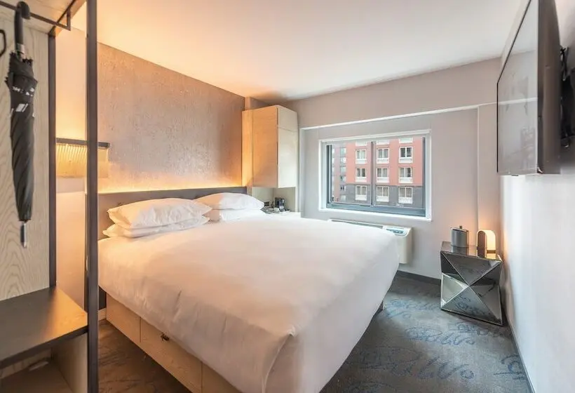 Comfort-huone, Pestana Cr7 Times Square