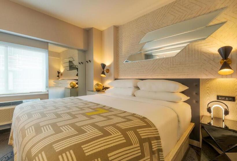 컴포트 룸, Pestana Cr7 Times Square