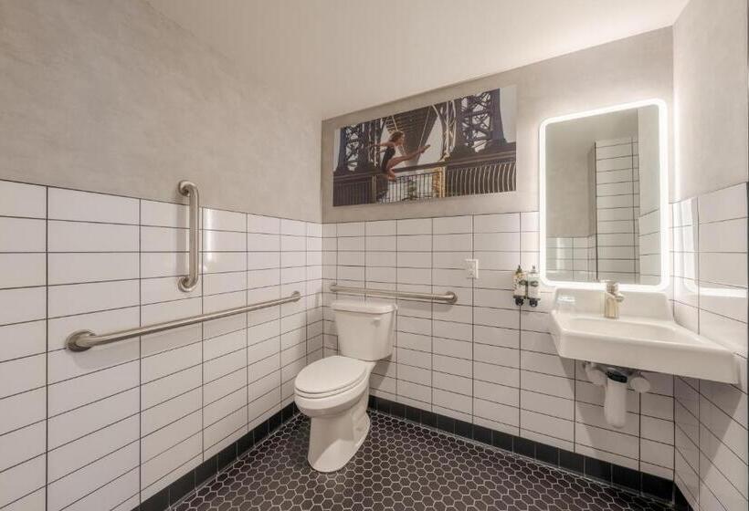 컴포트 룸, Pestana Cr7 Times Square