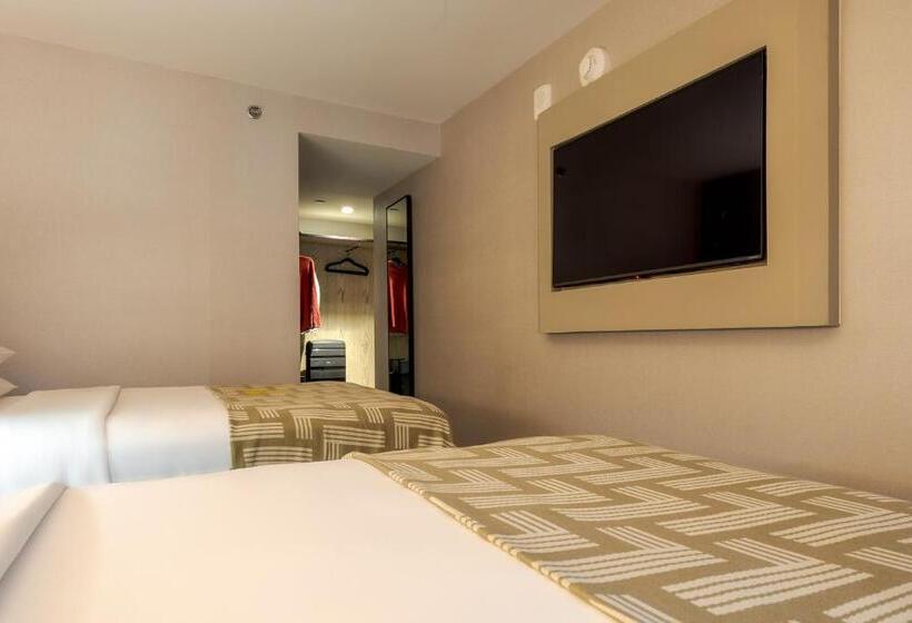 컴포트 룸, Pestana Cr7 Times Square