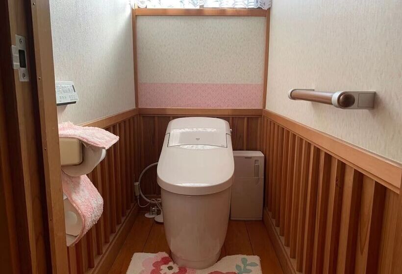 Семейный Номер, Guest House En