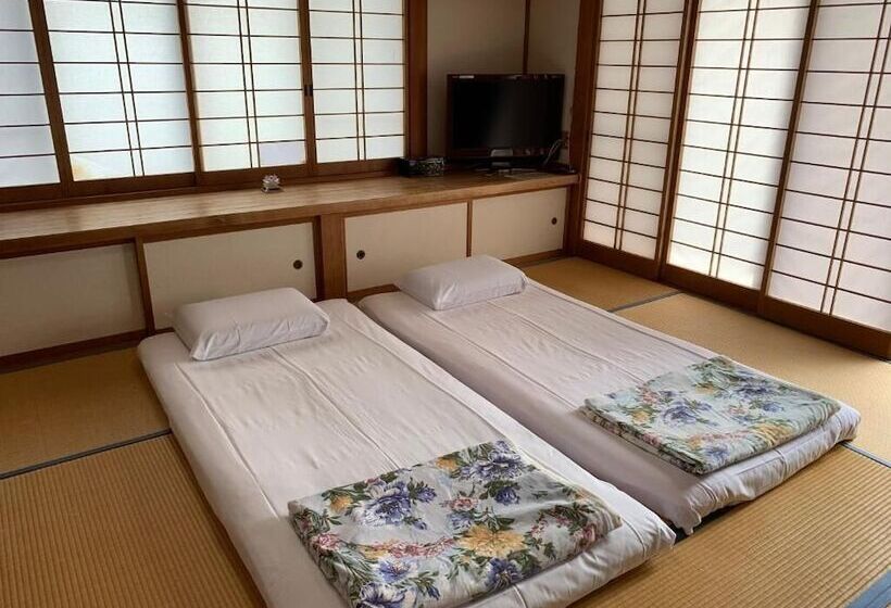 Семейный Номер, Guest House En